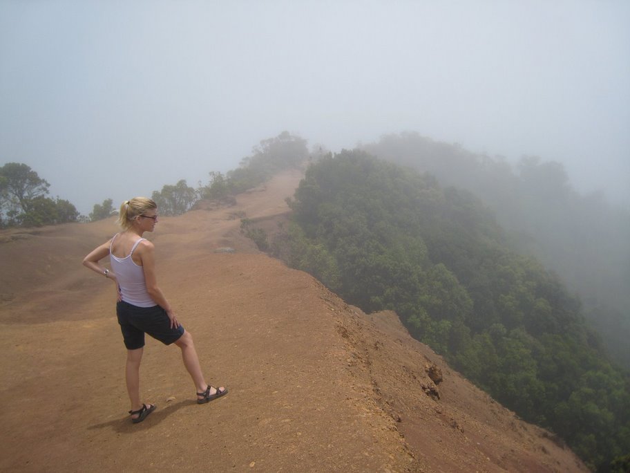 kath at Kokeâ€™e walking through clouds