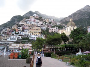 062_positano_kath_buildings_duomo