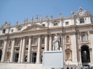 525_vatican_st_peters_front