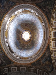 536_vatican_st_peters_dome_light