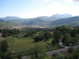 419_castiglione_di_garfagnana_valley_1