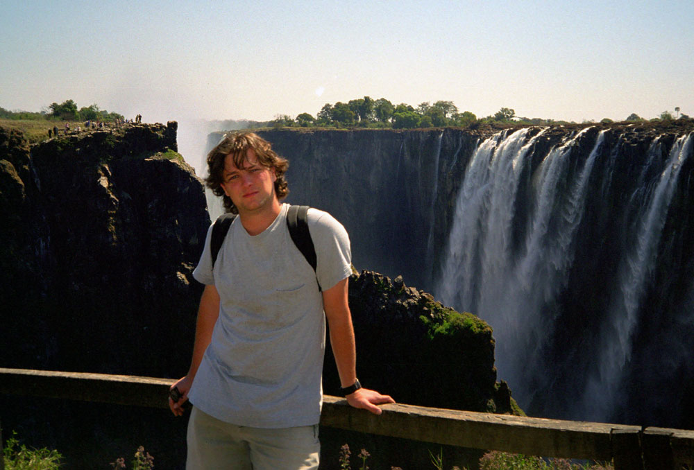 victoria falls africa. The scale of Victoria Falls is